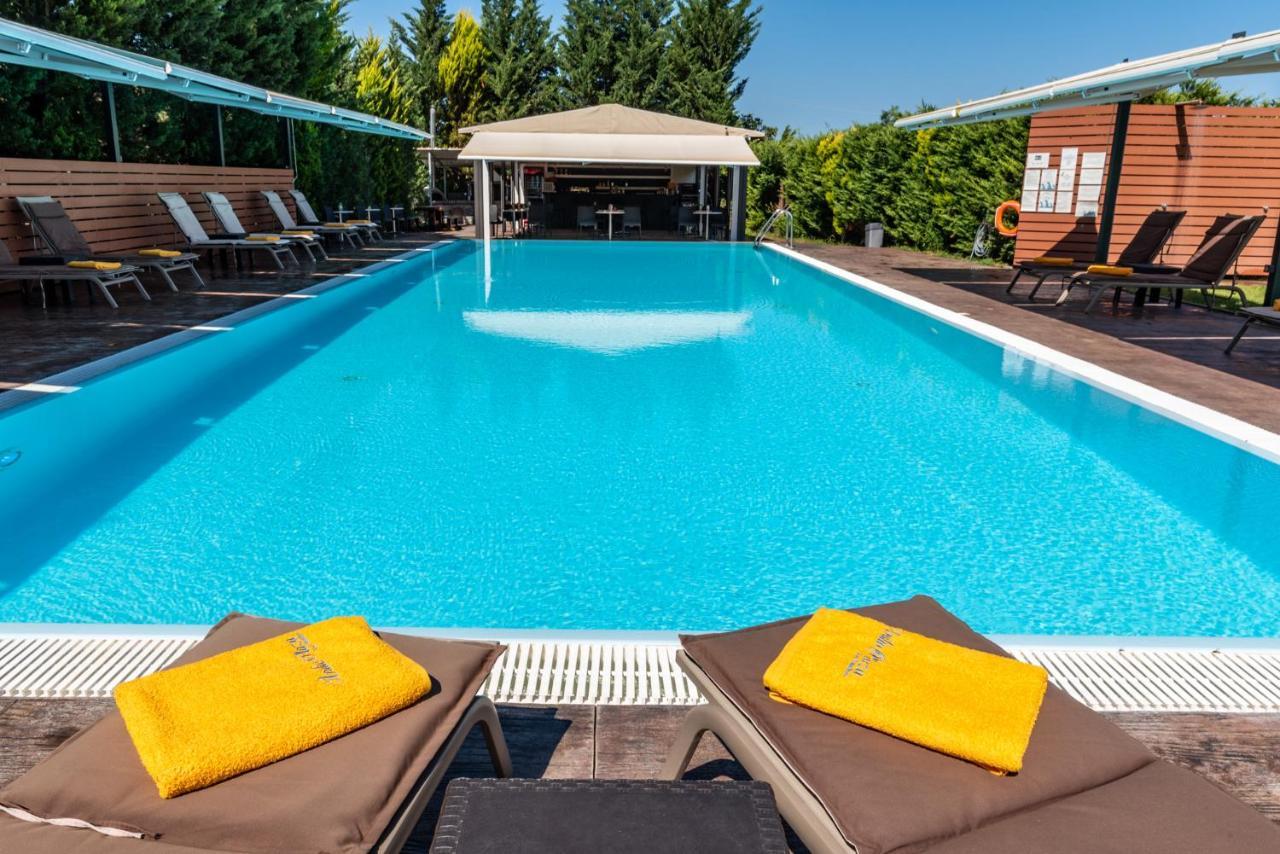Anilio Plaza Lejlighedshotel Zacharo Eksteriør billede