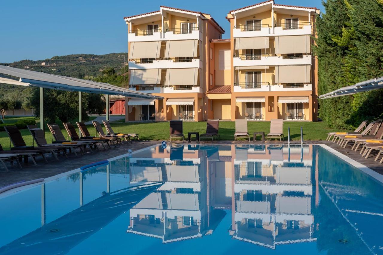 Anilio Plaza Lejlighedshotel Zacharo Eksteriør billede